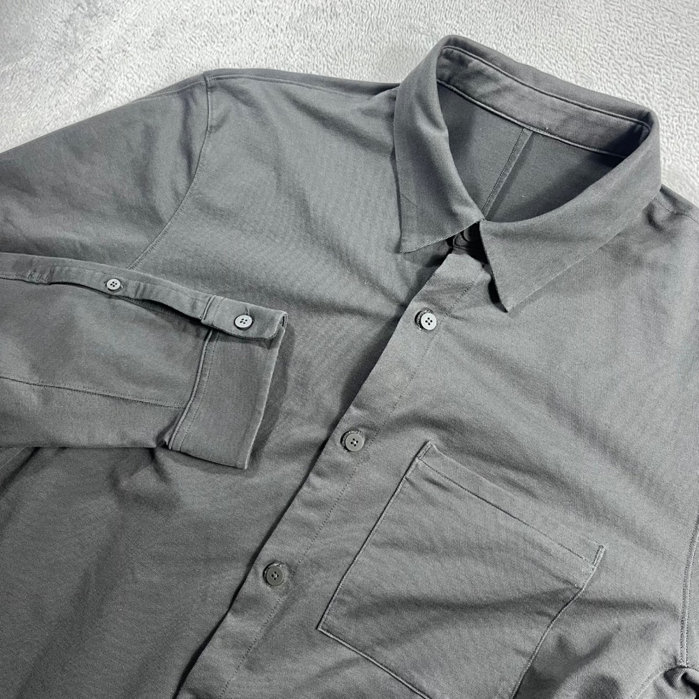 Lululemon Mens Long Sleeve Button Up Shirt Charcoal Gray Performance Top